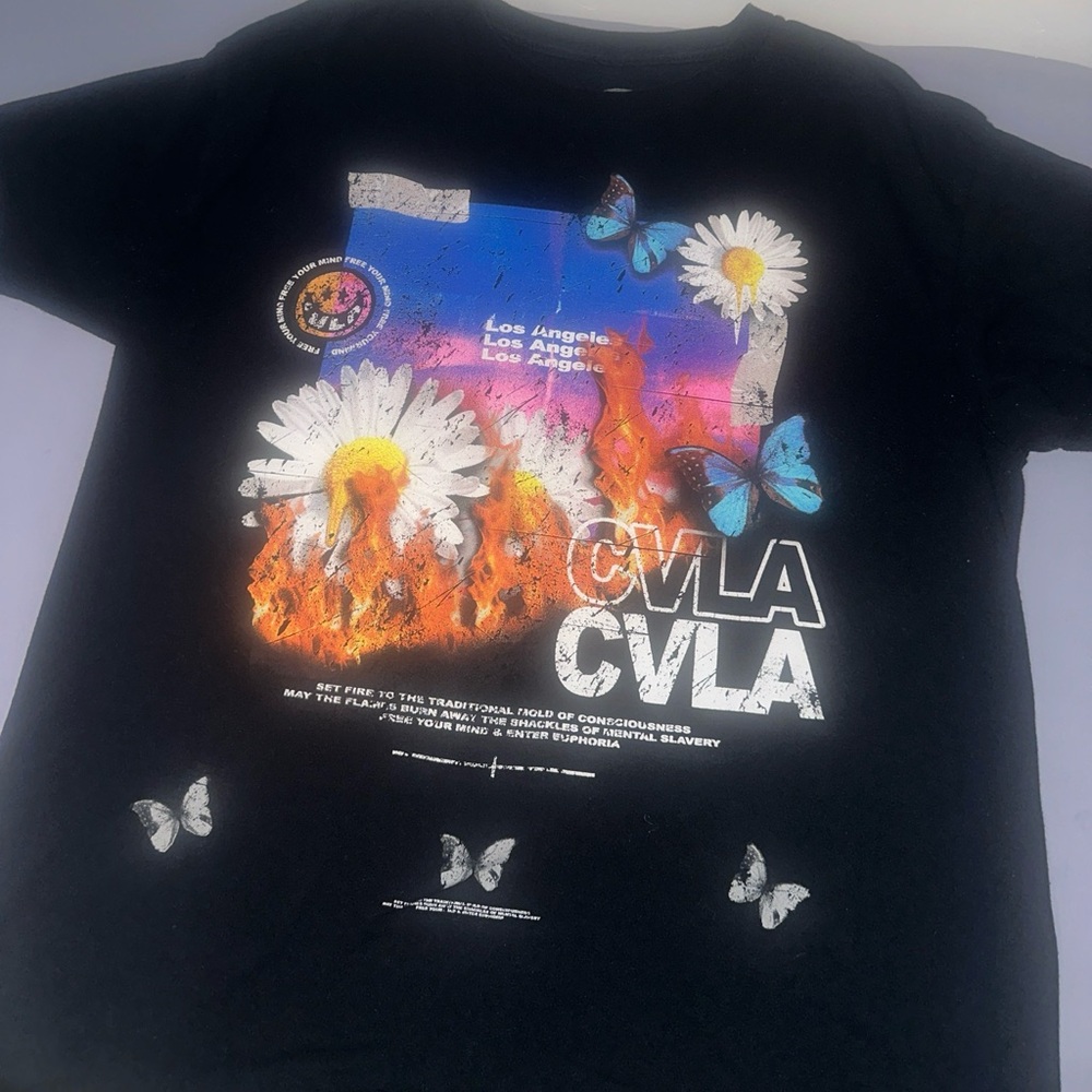 CVLA T-Shirt Size Large Black Flower Floral Front Sided Graphic Shirt